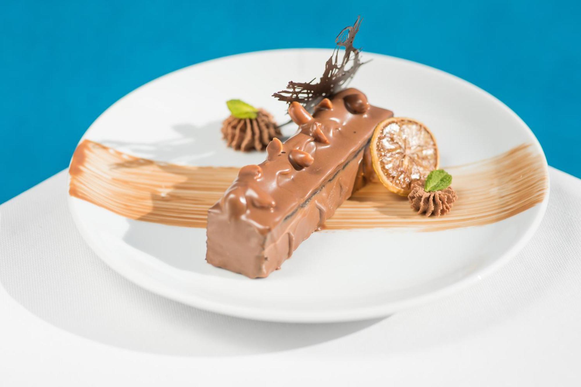 Grand Mogador Agdal & Spa Marrakesh Luaran gambar A chocolate dessert