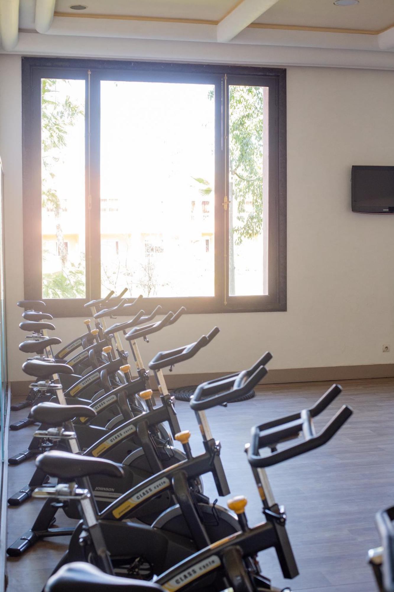 Grand Mogador Agdal & Spa Marrakesh Luaran gambar The gym at the hotel